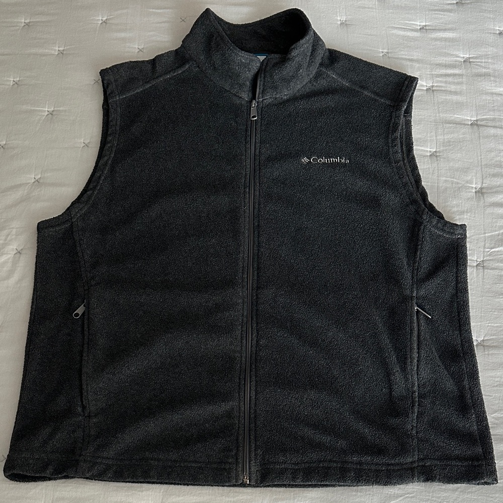 Columbia Charcoal Fleece Vest